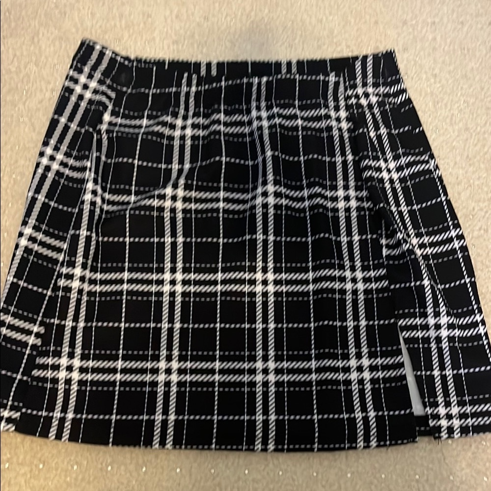 Plaid Black and White Women's Skirt